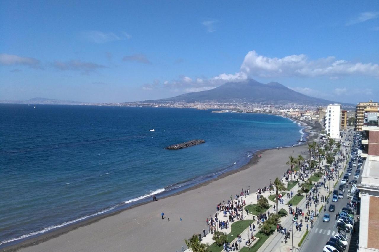 Hotel Stabia Кастелламмаре-ди-Стабия Экстерьер фото