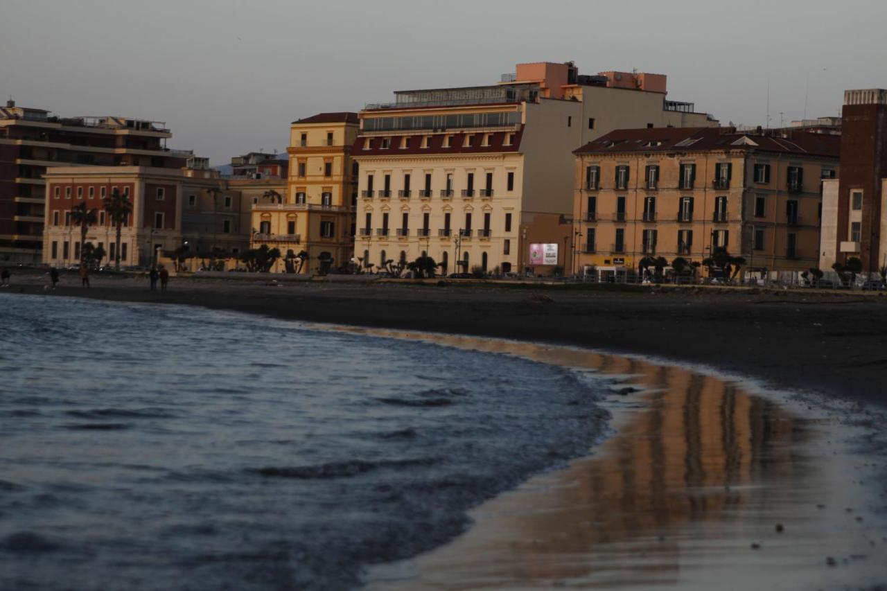 Hotel Stabia Кастелламмаре-ди-Стабия Экстерьер фото