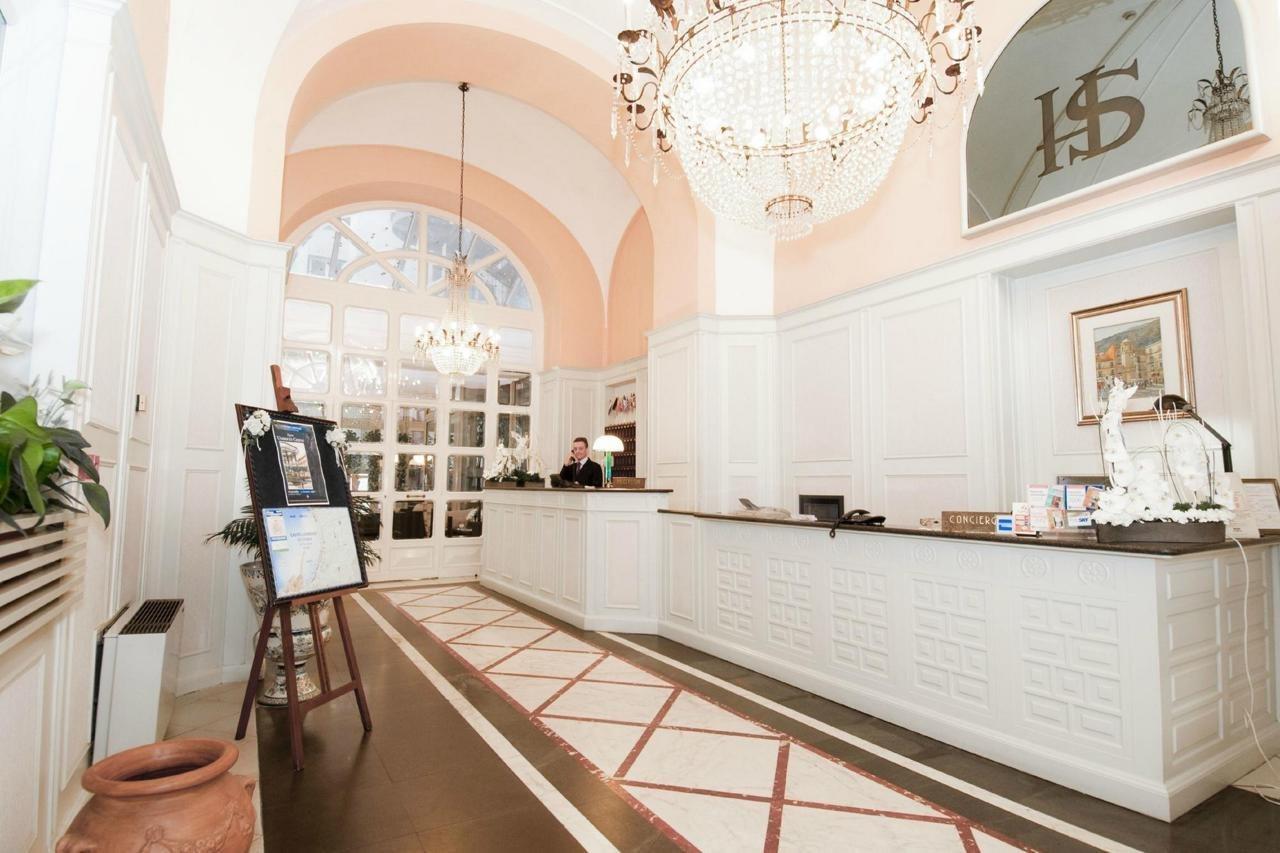 Hotel Stabia Кастелламмаре-ди-Стабия Экстерьер фото