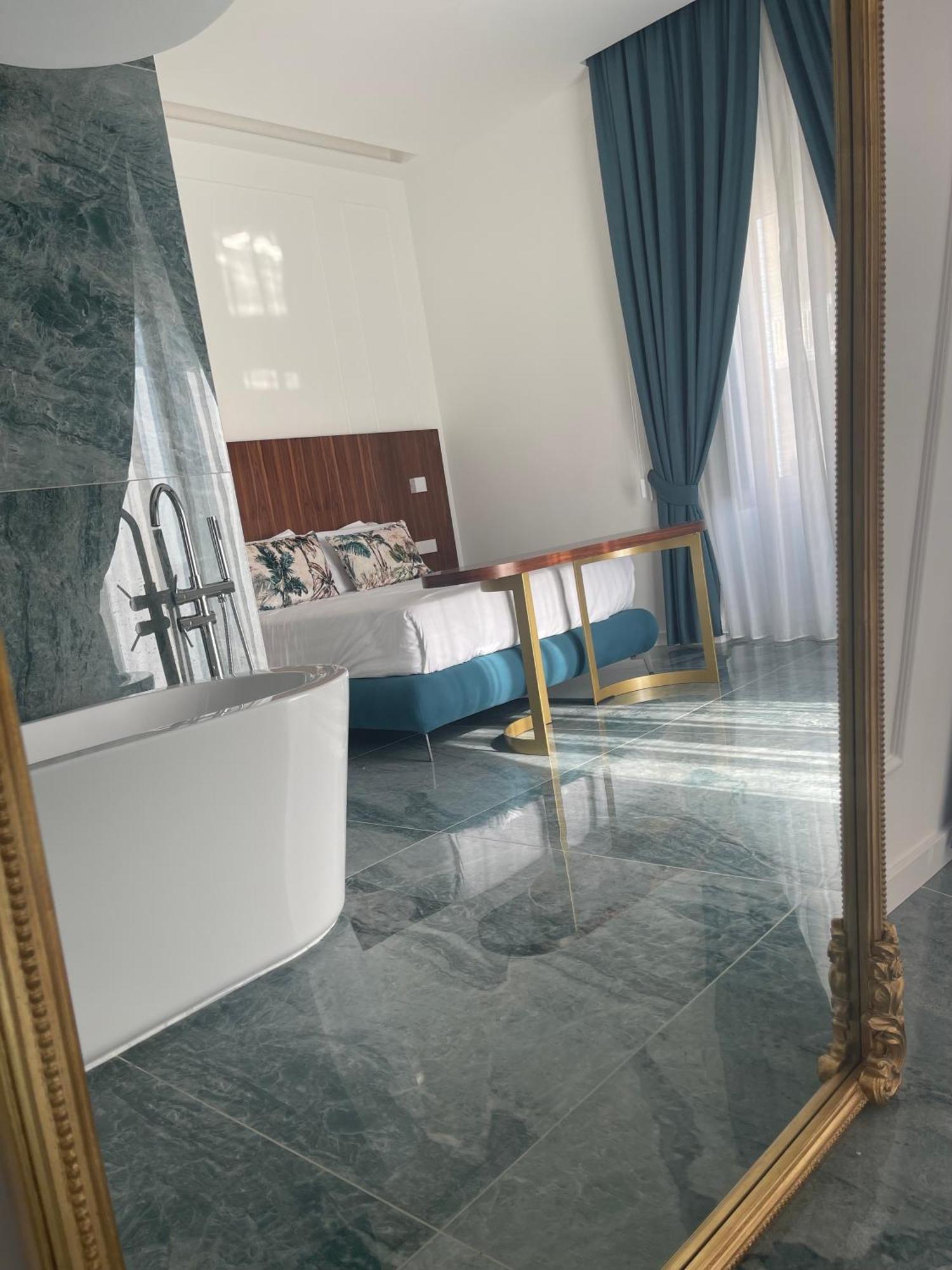 Hotel Stabia Кастелламмаре-ди-Стабия Экстерьер фото